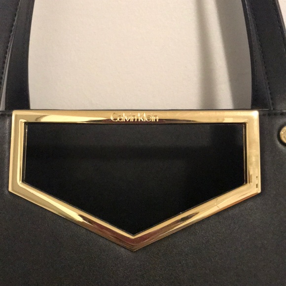 Calvin Klein Tote - Picture 2 of 8